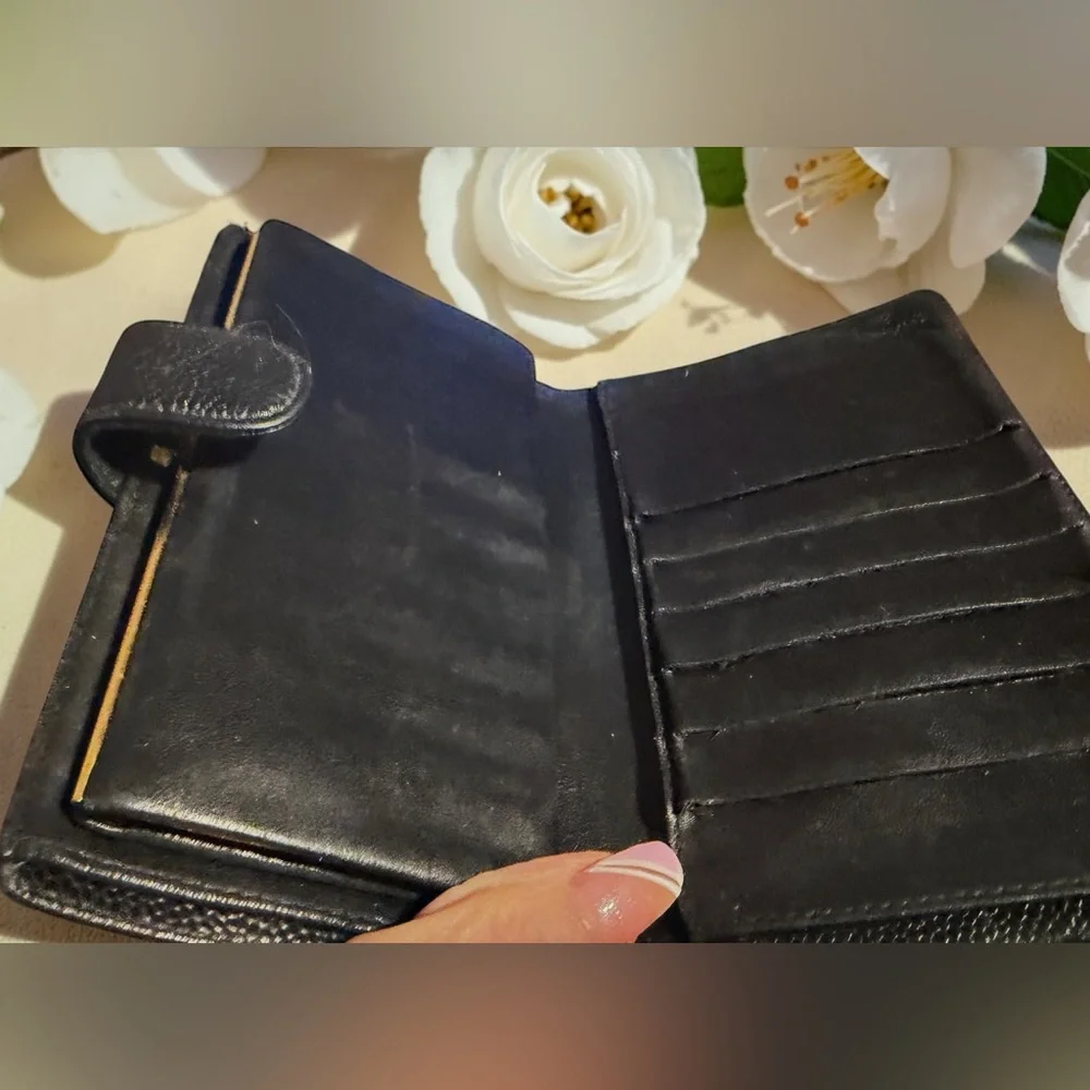 Chanel Caviar Timeless CC Long Wallet RICH BLACK LEATHER KISS Lock💋 - Picture 12 of 16